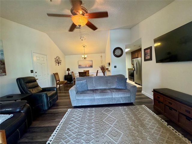 4032 CROCKERS LAKE BOULEVARD 27, Sarasota, FL 34238