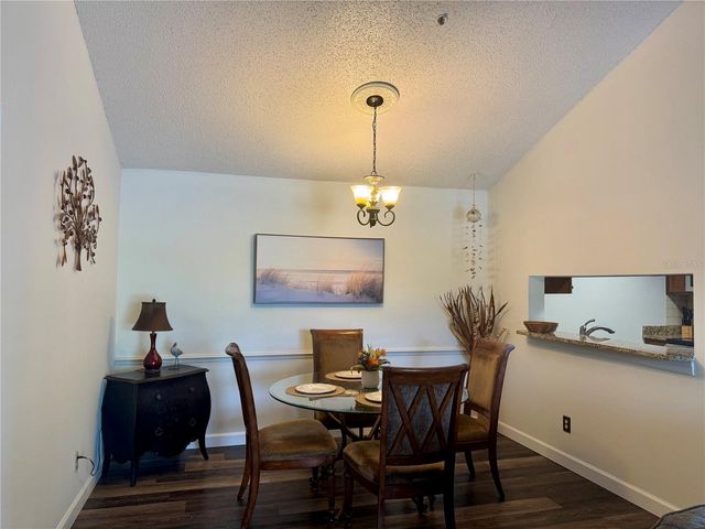 4032 CROCKERS LAKE BOULEVARD 27, Sarasota, FL 34238