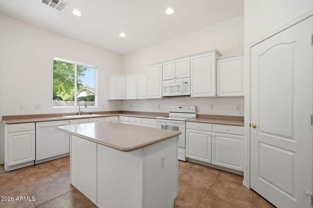 2808 E PARK Avenue, Gilbert, AZ 85234