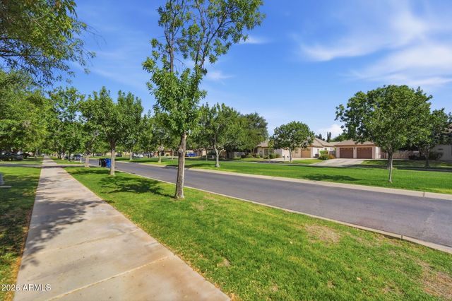 2808 E PARK Avenue, Gilbert, AZ 85234