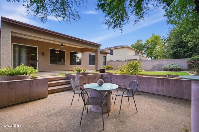 2808 E PARK Avenue, Gilbert, AZ 85234