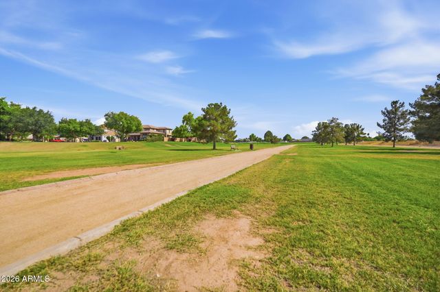 2808 E PARK Avenue, Gilbert, AZ 85234