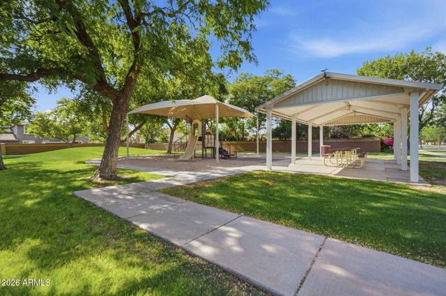 2808 E PARK Avenue, Gilbert, AZ 85234