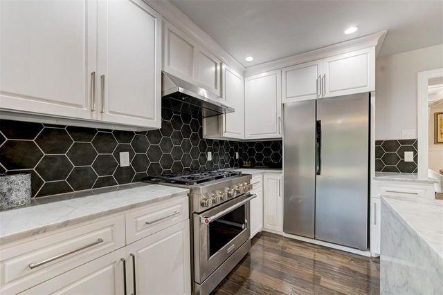 11404 Leaning Elm Road, Oklahoma City, OK 73120