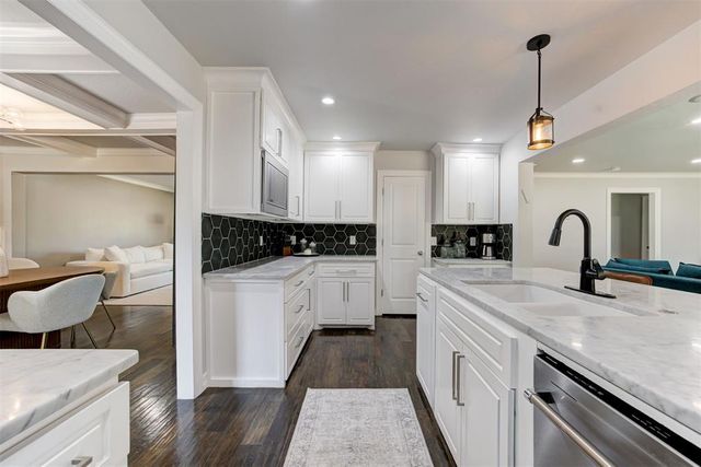 11404 Leaning Elm Road, Oklahoma City, OK 73120