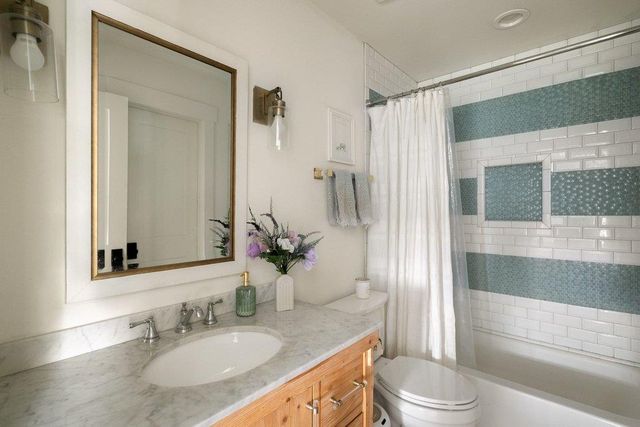 32045 Mirela Ann RD, Dripping Springs, TX 78620