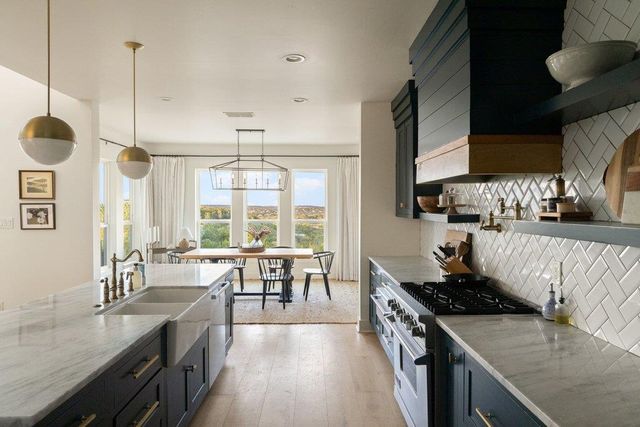 32045 Mirela Ann RD, Dripping Springs, TX 78620