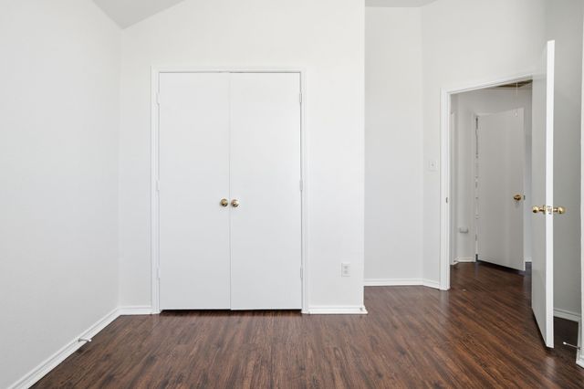 1325 Maple Ridge Drive, Mesquite, TX 75149