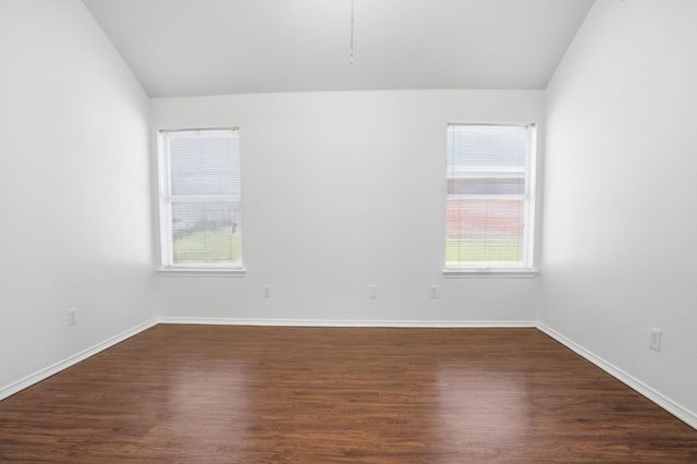 1325 Maple Ridge Drive, Mesquite, TX 75149