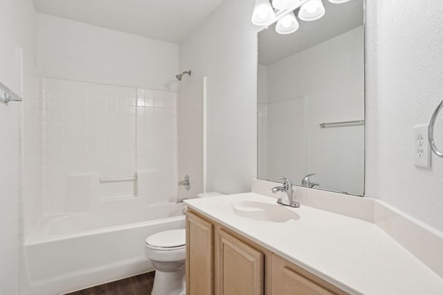 1325 Maple Ridge Drive, Mesquite, TX 75149