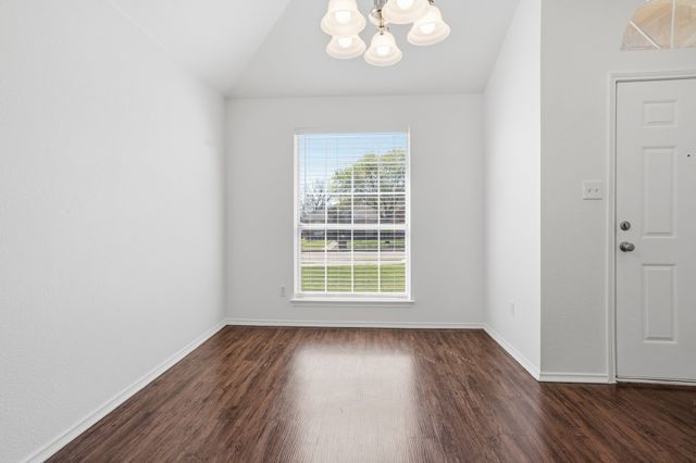 1325 Maple Ridge Drive, Mesquite, TX 75149