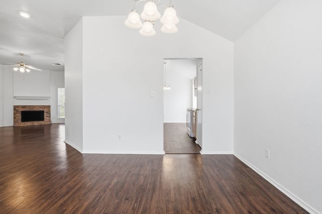 1325 Maple Ridge Drive, Mesquite, TX 75149