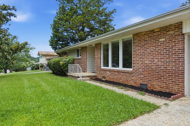 4727 Briarwood Drive, Chattanooga, TN 37416