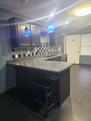 5009 S 142nd Road, Morrisville, MO 65710