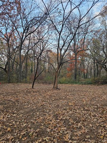 5009 S 142nd Road, Morrisville, MO 65710