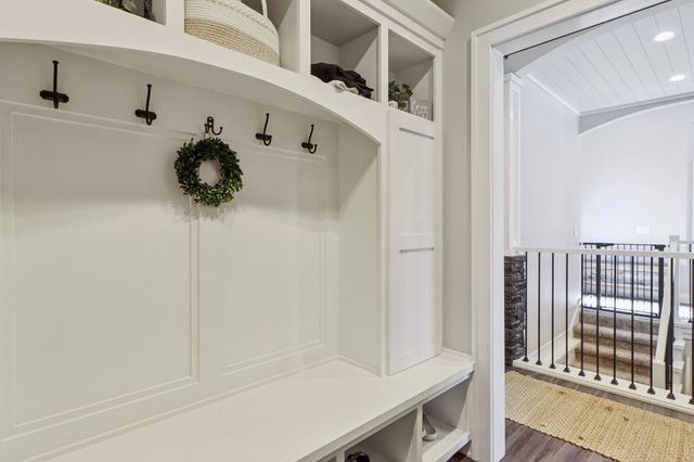 7740 Spring Creek Drive, Pleasant Hill, IA 50327