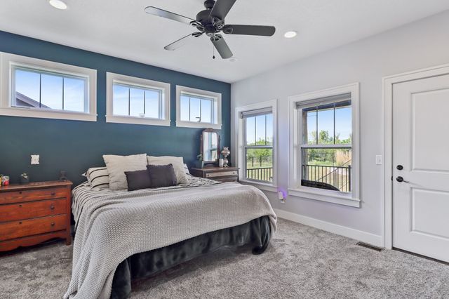 7740 Spring Creek Drive, Pleasant Hill, IA 50327