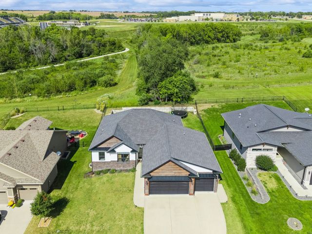 7740 Spring Creek Drive, Pleasant Hill, IA 50327