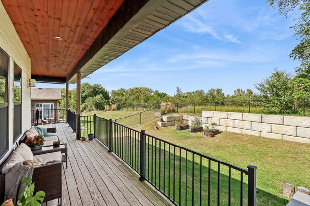 7740 Spring Creek Drive, Pleasant Hill, IA 50327