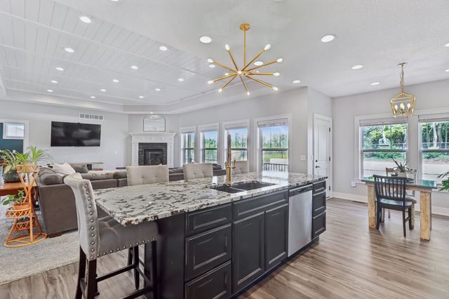 7740 Spring Creek Drive, Pleasant Hill, IA 50327