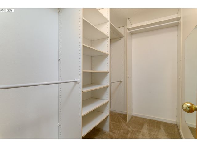 17635 Nw ASHLAND Dr, Portland, OR 97229