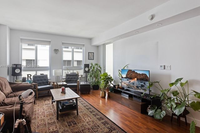 7350 SW 89th St 607S, Miami, FL 33156