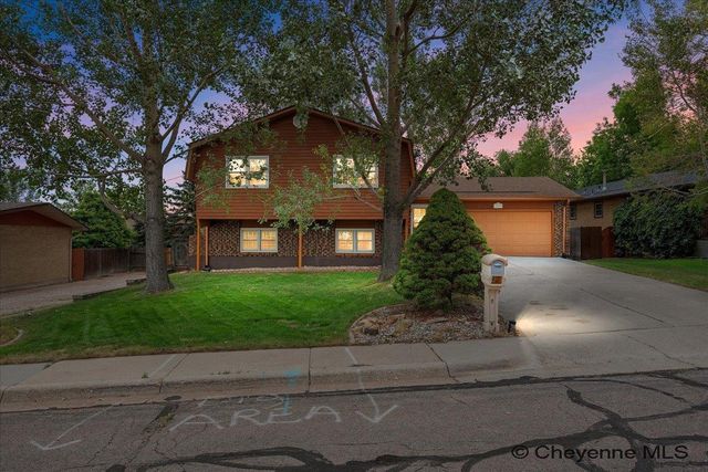 3069 HANSON ST, Cheyenne, WY 82001