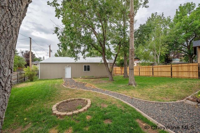 3069 HANSON ST, Cheyenne, WY 82001