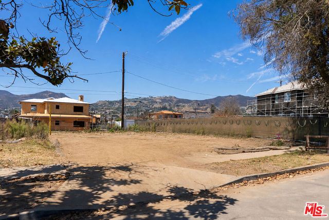 539 Muskingum Place, Los Angeles, CA 90272