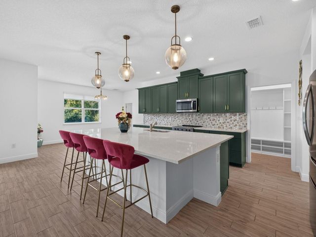 603 AVILA PLACE, Howey In The Hills, FL 34737