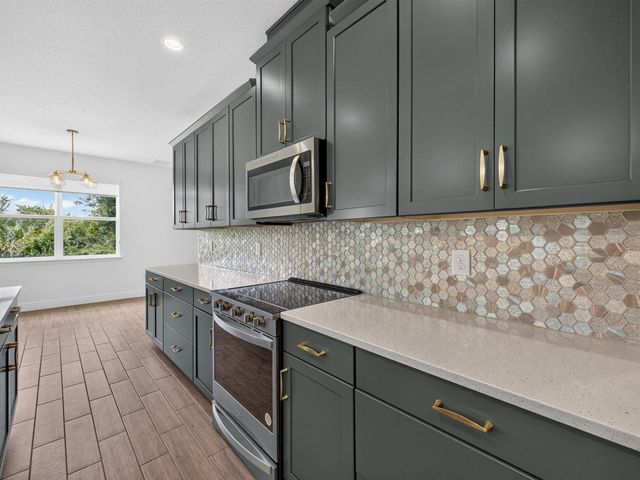 603 AVILA PLACE, Howey In The Hills, FL 34737