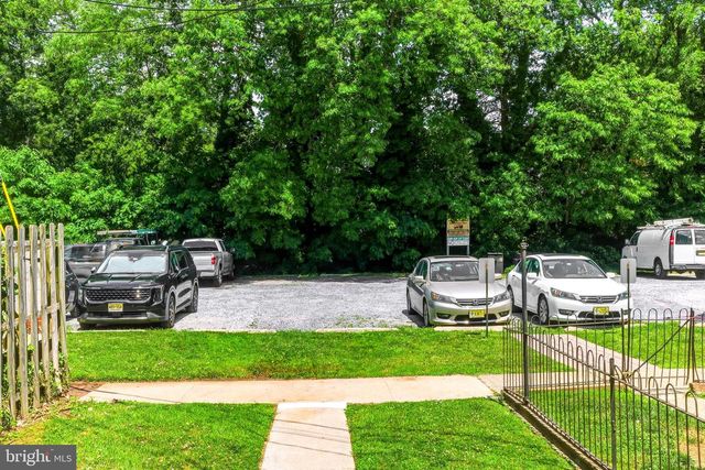 47 E KINGS HWY, Audubon, NJ 08106