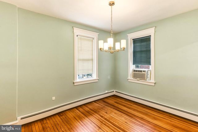 47 E KINGS HWY, Audubon, NJ 08106