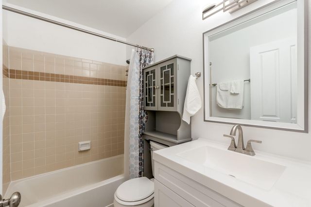 1358 Golden Eye Loop NE, Rio Rancho, NM 87144