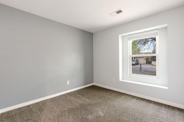 1358 Golden Eye Loop NE, Rio Rancho, NM 87144