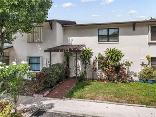 3616 SW 68th Lane 4-D, Miramar, FL 33023