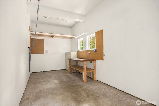 3029 Yankee Girl Circle NE, Bainbridge Island, WA 98110