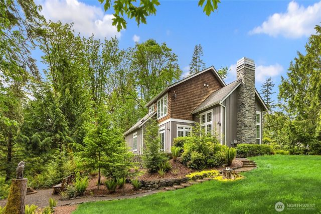 3029 Yankee Girl Circle NE, Bainbridge Island, WA 98110