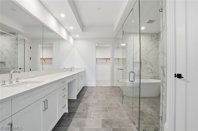 4810 Pelican Colony 404, Bonita Springs, FL 34134