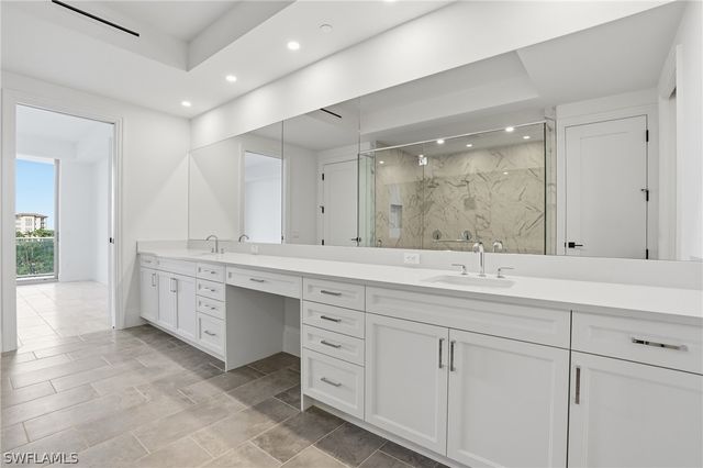 4810 Pelican Colony 404, Bonita Springs, FL 34134