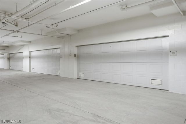 4810 Pelican Colony 404, Bonita Springs, FL 34134