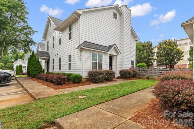 1525 Briar Creek Road B, Charlotte, NC 28205