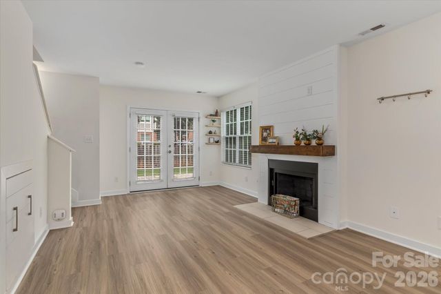 1525 Briar Creek Road B, Charlotte, NC 28205