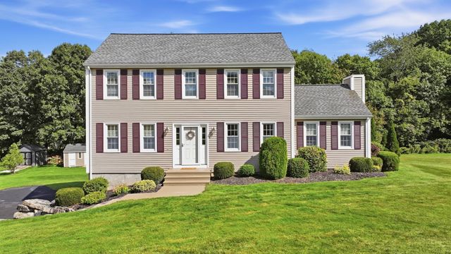 16 Cedar Hill Rd, Sutton, MA 01590