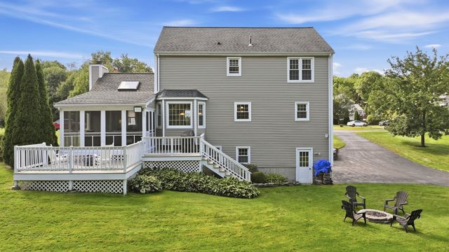 16 Cedar Hill Rd, Sutton, MA 01590