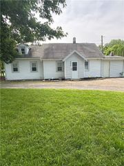 299 Mosley Road, Greece, NY 14616