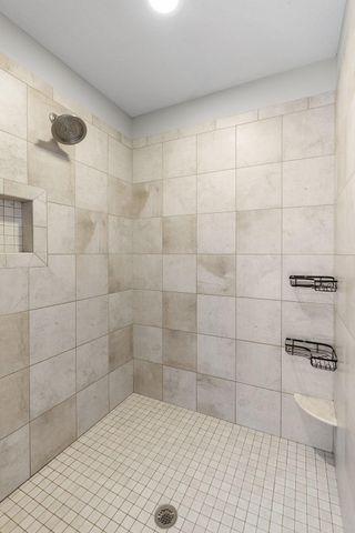 16465 54th Court N, Plymouth, MN 55446
