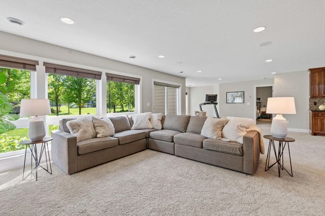 16465 54th Court N, Plymouth, MN 55446