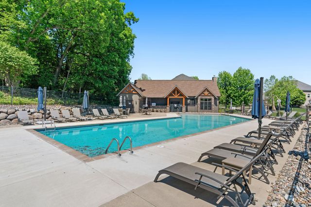 16465 54th Court N, Plymouth, MN 55446