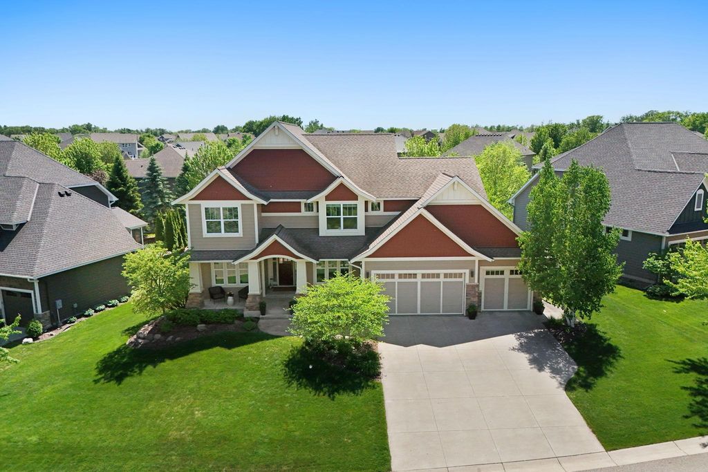 16465 54th Court N, Plymouth, MN 55446